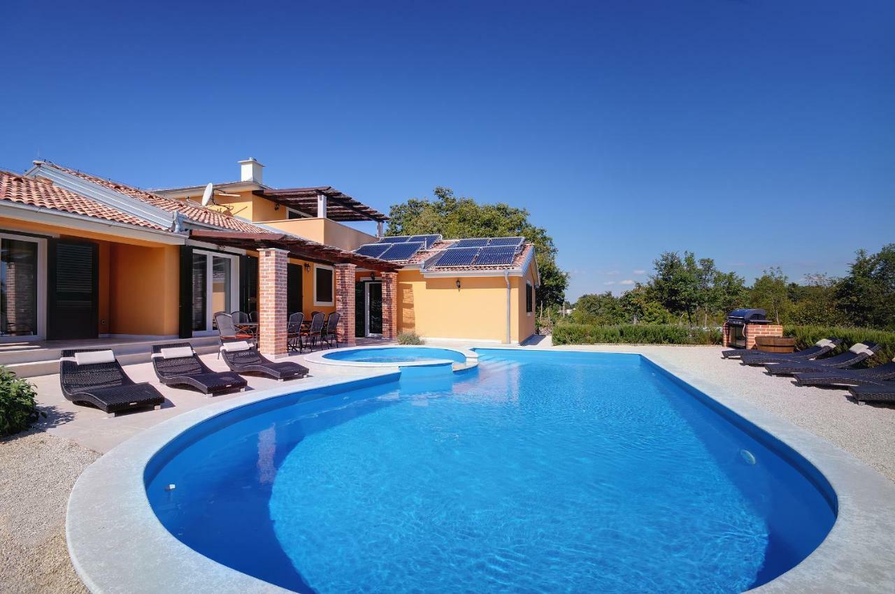 Villas Vea Histria Režanci Dış mekan fotoğraf